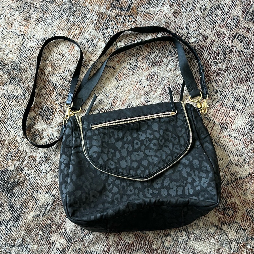 Stella & Dot Leopard print bag.